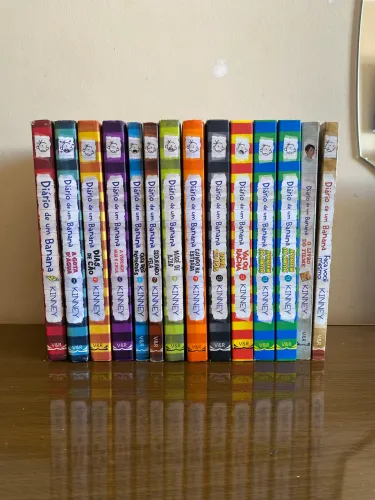 Coleção Diário de um Banana 1 ao 12 (menos o 2) + ?O livro do Filme? + ?Faça você mesmo?