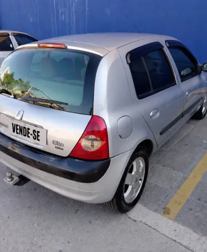 Renault Clio Privilège Hi-flex 1.6 16V 5P 2005