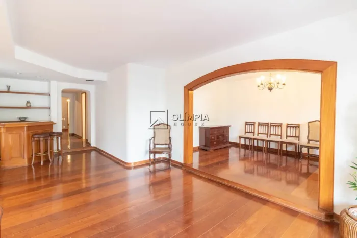 Aluguel Apartamento 3 Dormitórios - 185 m² Cerqueira César