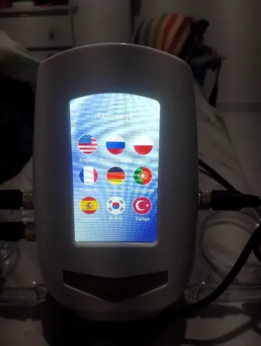 Aparelho de lipocavitaçao e radiofrequência