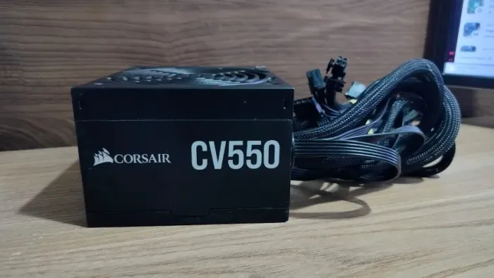 Fonte CV550 , 550w 80 plus