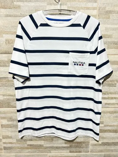 Camiseta listrada branca Náutica g