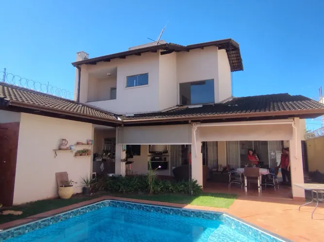 Casa - Setor Goiânia 2