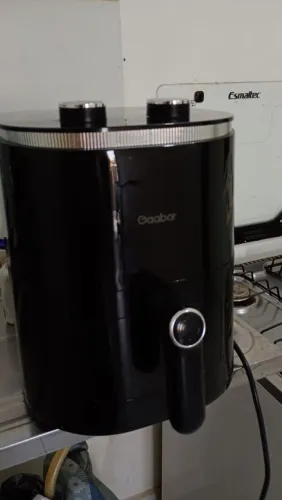 Air fryer semi nova