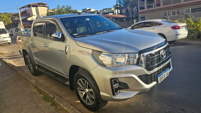 Toyota Hilux CD SRV 4X4 2.8 TDI Diesel Aut. 2020