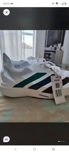 Tênis Adidas