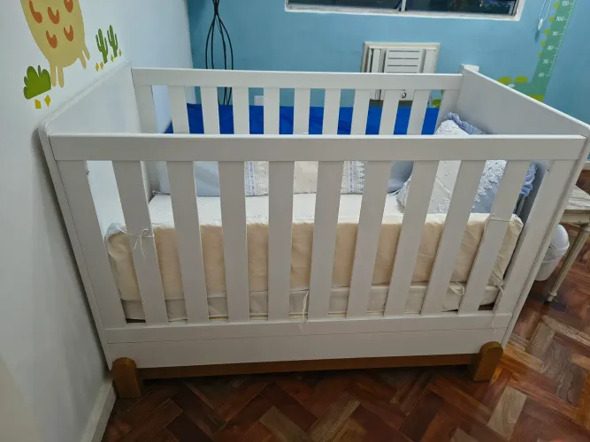 Berço Abracadabra evolui para cama + kit berço 