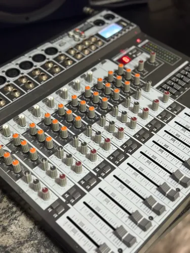 Mesa de som Soundcraft SX1202FX