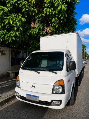 HYUNDAI HR