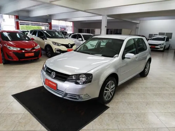 Volkswagen Golf Sportline 1.6 MI Total Flex 8V 4P 2011