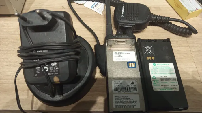 Rádio pro5150IS vhf 850.00 completo