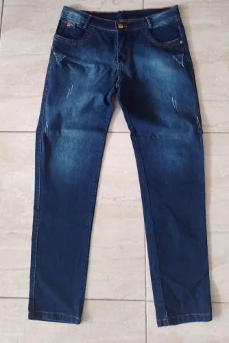 Calça jeans feminina Tam 48