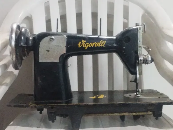 Máquina de costura Vigorell