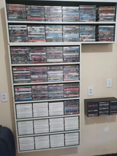 Grande acervo de filmes em DVD preço e títulos sob consulta até 3x cartão retirar no local