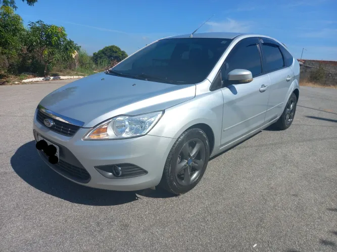 Ford Focus 1.6 S/se/se Plus Flex 8v/16v 5P 2011