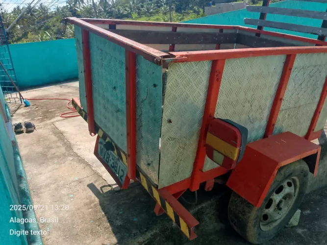 CARROCINHA REVESTIDA COM ALUMÍNIO 