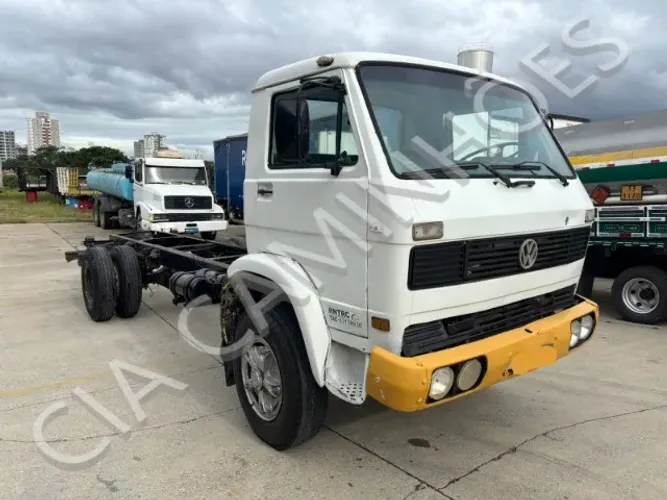 VW 13-130 ANO 1985 NO CHASSIS