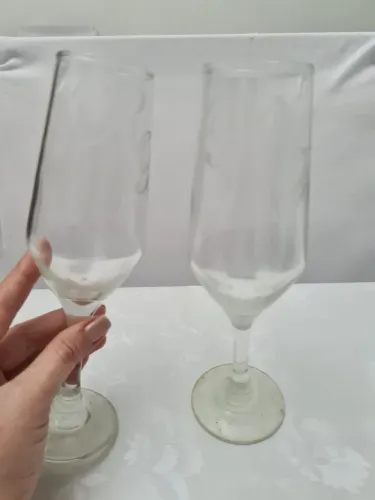 Vende-se taças com siglas RP