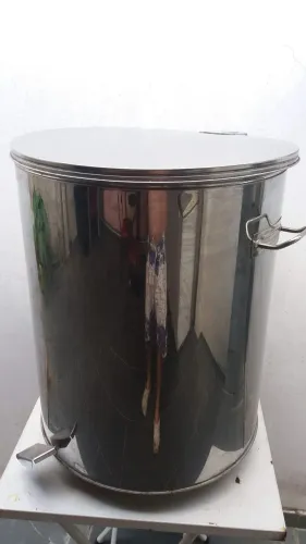 Lixeira inox 100 litros