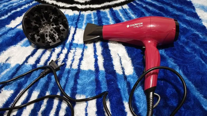 Vendo Secador De Cabelo Semi Novo