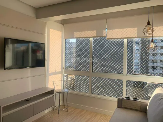 Apartamento semi mobiliado de 1 e 1 vaga dormitório no bairro Bom Fim!