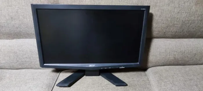 Monitor Acer Acer X183H 18.5" (SEM DEFEITO)