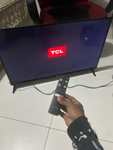 Vendo tv smart 32 polegadas
