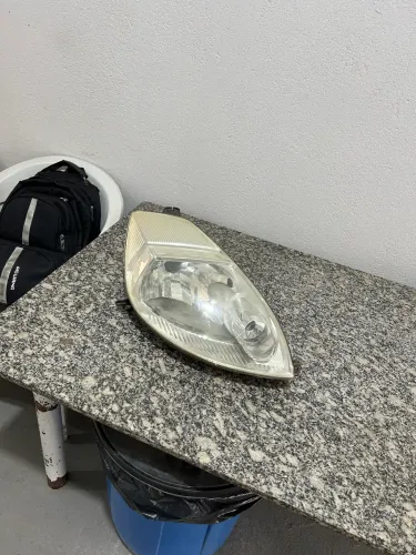 Farol Ford ka 2009, 2010 - Lado Direito 