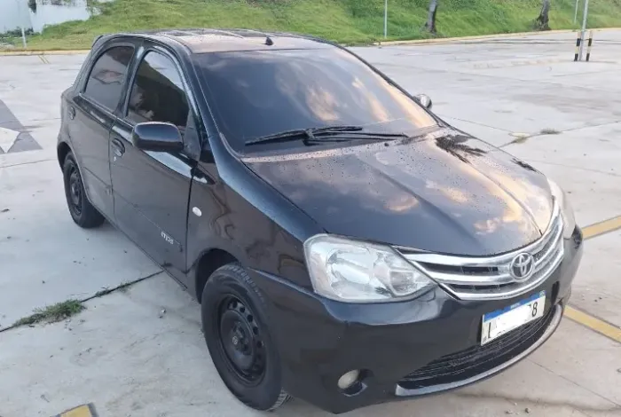 Toyota Etios XLS 1.5 Flex 16V 5P Mec. 2013