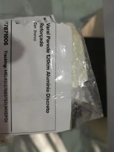 Varal de parede R$90