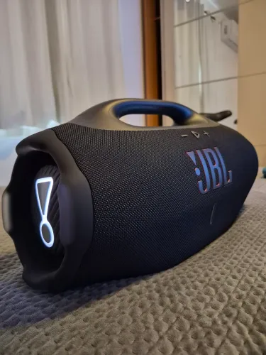Jbl Boombox 4 novinha