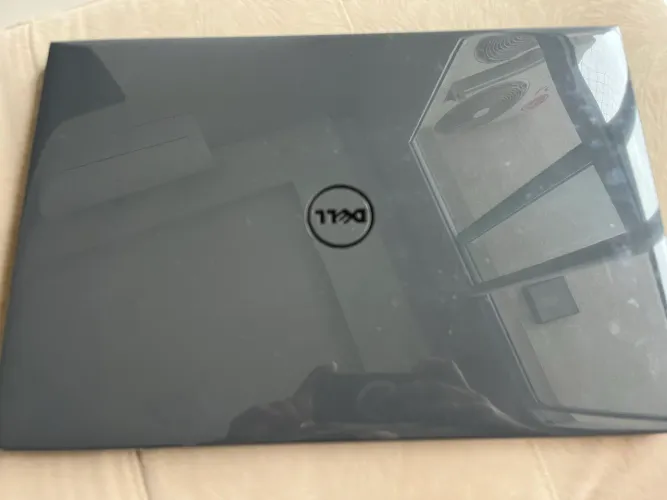 Notebook Dell 15,6? i7 8ª geração com placa de vídeo 