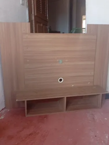 Painel para TV até 43" - Cor Amadeirada