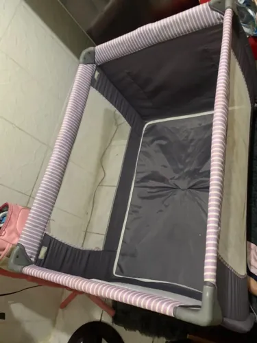 Vendo cercado de bebê