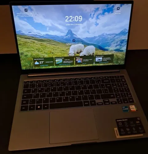 Samsung Book 4 - i5 13ª Geração - 16GB RAM - 512GB SSD - Impecável