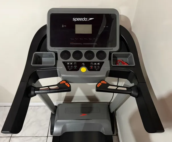 Esteira Ergométrica Speedo TR4