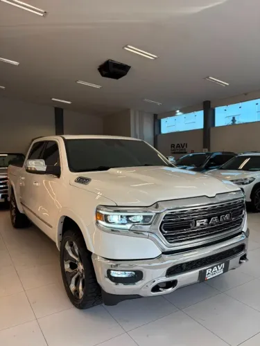 Ram 1500 Limited Night Edition 5.7 4X4 Aut. 2024
