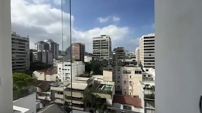 Apartamento : / Residencial / Leblon