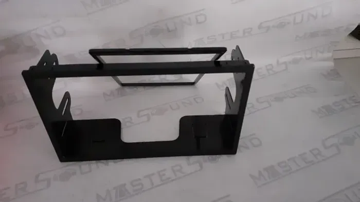 Moldura 2 din. Para: Polo/ Gol/ Fox/ G2. Ecosport/Fiesta/Bora/Passat. Nova.