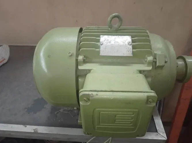 Motor 5cv trifásico 3510 rpm