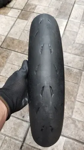 Pneu usado Michelin Power Cup2 120/70-17