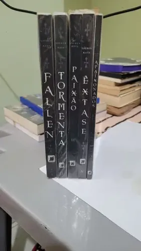 Livros da Saga Fallen