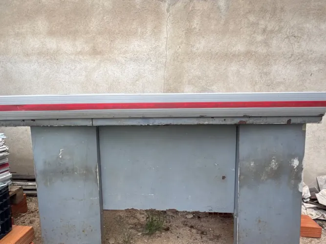 Balcão pra comércio ótimo estado!