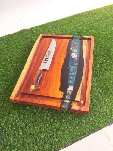 Tábua de churrasco resinada