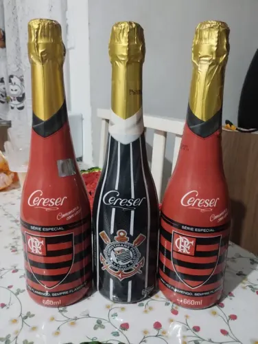 Champanhe Flamengo e Corinthians