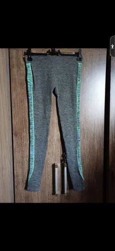 Calça Legging Infantil Cinza com Detalhes Coloridos