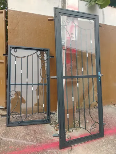 Portas e Janela de Aço com Vidro Temperado