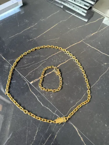 Kit Corrente + Pulseira Cartier cadeado 6,5mm Banhado a ouro 18K