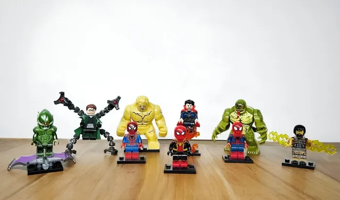 Figuras Lego Marvel Homem-Aranha Sem volta para casa - Vilões e Heróis