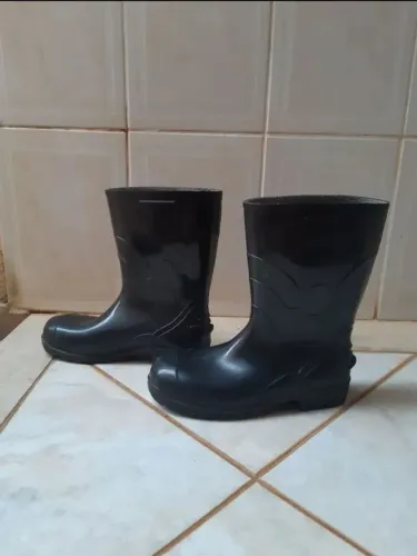 Botas de borracha pretas